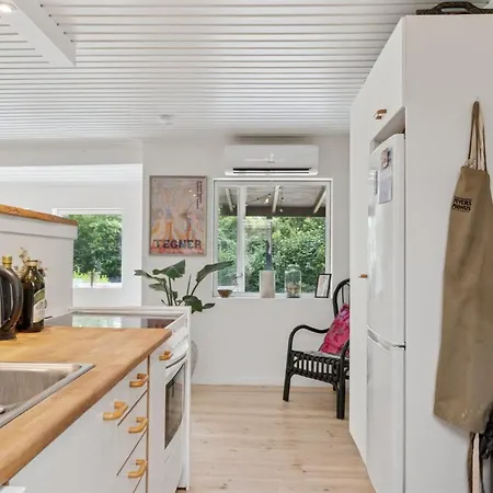 Eida - 1-7km From The Sea By Interhome *